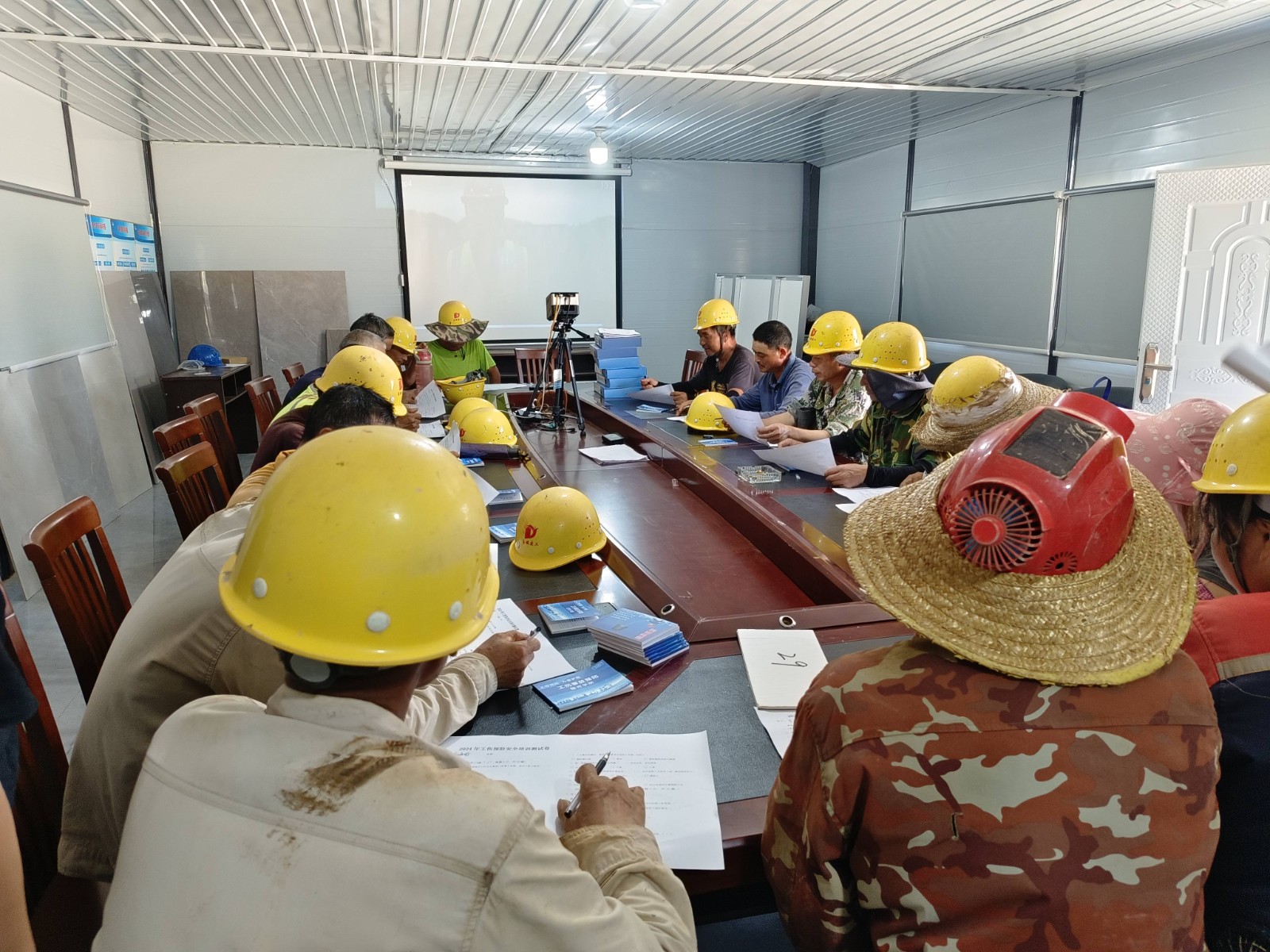 南平市質量安全協(xié)會開展工傷預防系列宣傳活動，為安全生產保駕護航